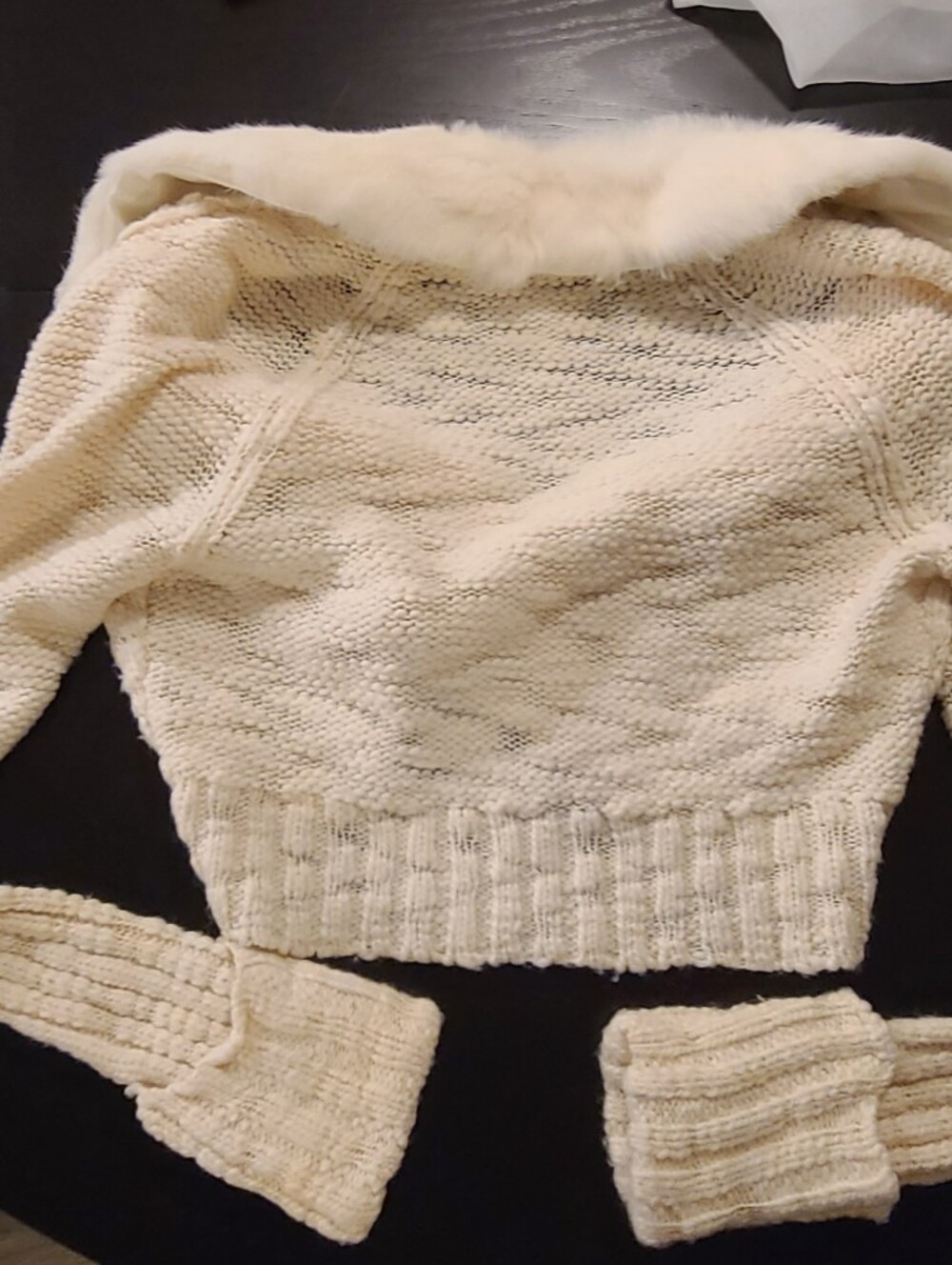 Vintage Bebe Cream Ivory Wool  & Fur Knit Cropped Sweater, Large - Picture 5 of 10